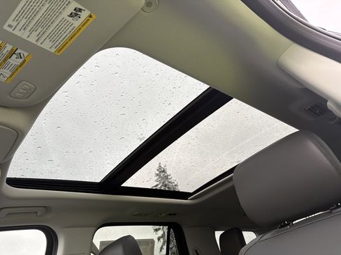 New 2025 Ford Expedition Active image 36