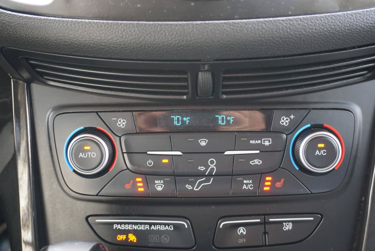 Used 2018 Ford Escape SE w/ SE Sport Appearance Package FWD image 14