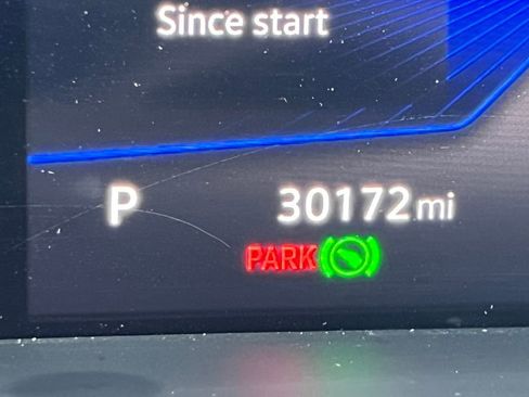 Used 2023 Volkswagen Tiguan SE image 23