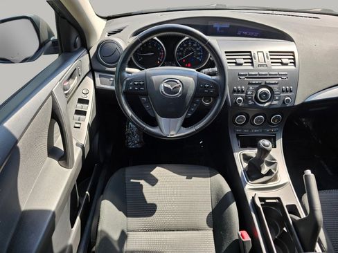 Used 2013 MAZDA MAZDA3 i Touring image 3