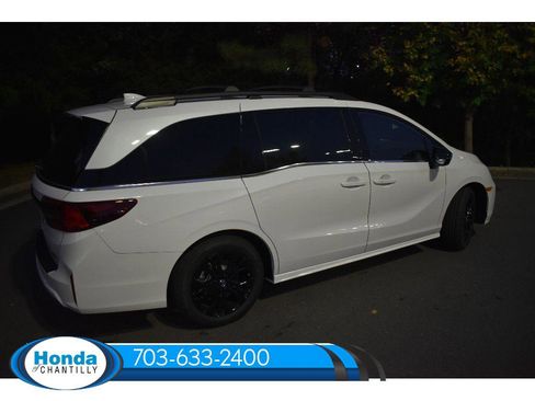 New 2026 Honda Odyssey Sport-L image 11
