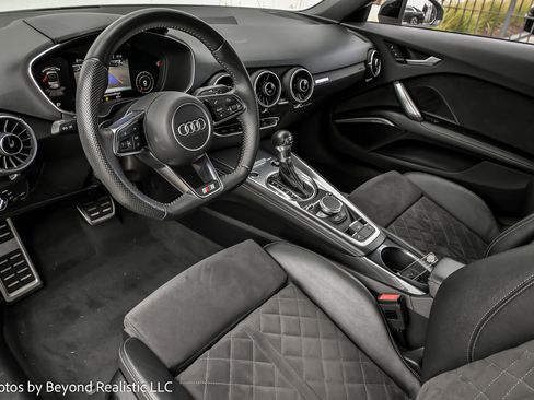 Used 2019 Audi TT 2.0T w/ Technology Package image 31