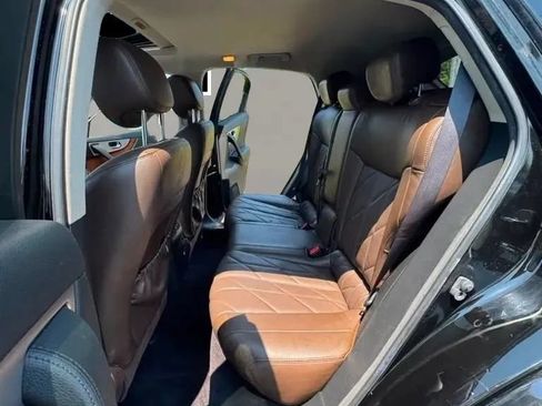 Used 2013 INFINITI FX37 AWD w/ Premium Pkg image 10