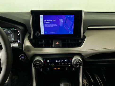 Certified 2025 Toyota RAV4 XLE image 18