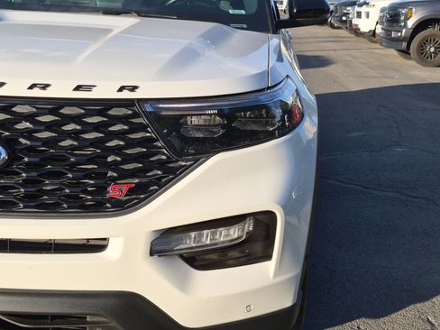 Used 2022 Ford Explorer ST w/ ST Street Pack AWD/4WD image 12