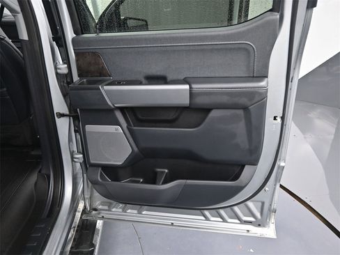 Used 2023 Ford F150 Lariat w/ Max Trailer Tow Package image 20