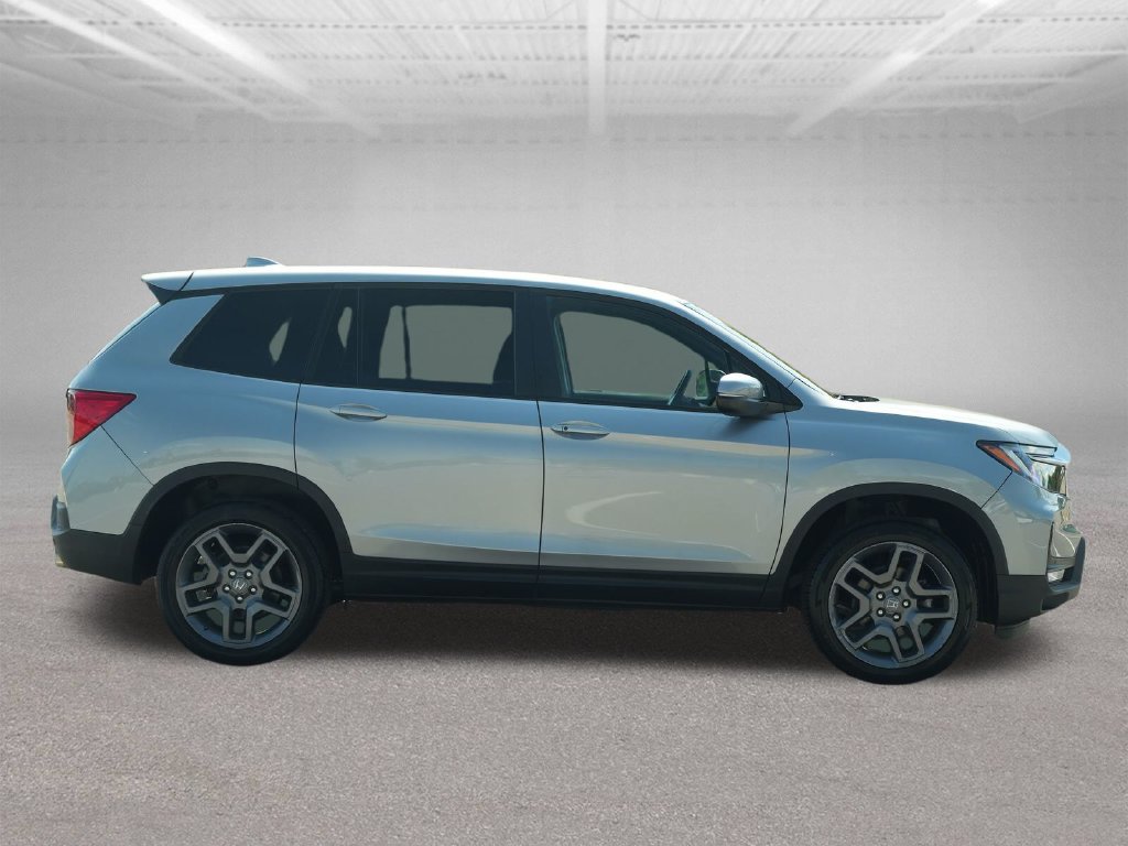 Used 2023 Honda Passport EX-L image 10
