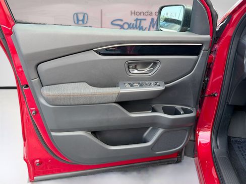 New 2026 Honda Pilot Sport image 17