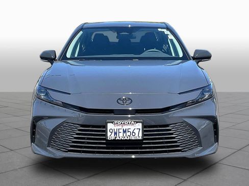 Used 2026 Toyota Camry LE FWD image 3