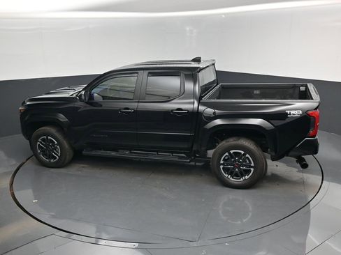Used 2024 Toyota Tacoma TRD Sport image 35