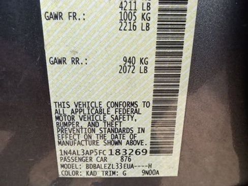Used 2015 Nissan Altima 2.5 S w/ Power Driver Seat Package FWD image 10