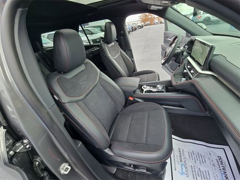 New 2026 Ford Explorer ST w/ Sun And Sound Package image 30