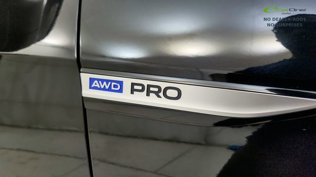 Used 2025 Volkswagen ID.4 Pro AWD/4WD image 31