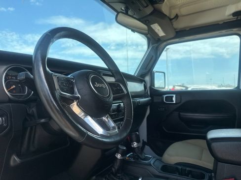 Used 2020 Jeep Gladiator Sport w/ Quick Order Package 24S AWD/4WD image 35
