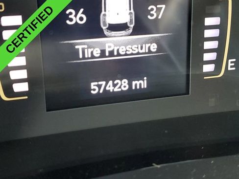 Used 2019 Jeep Cherokee Latitude Plus w/ Cold Weather Group image 13