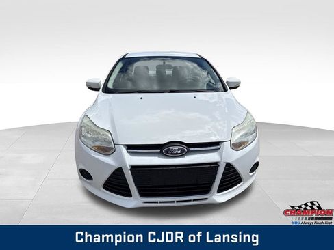 Used 2014 Ford Focus SE FWD image 9