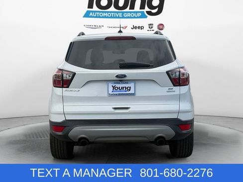 Used 2018 Ford Escape SE FWD image 4