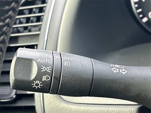 Used 2024 Nissan Armada Platinum w/ Captain's Chairs Package image 35