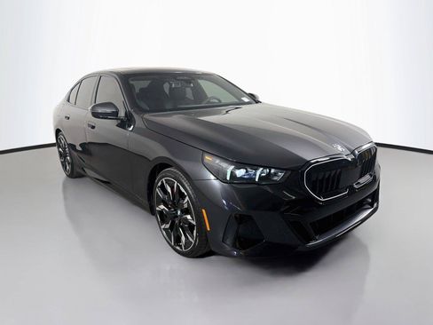New 2027 BMW 540i xDrive w/ M Sport Package AWD/4WD image 3