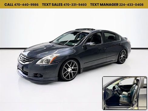 Used 2012 Nissan Altima 3.5 SR w/ Sport Pkg image 1