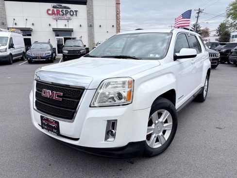 Used 2013 GMC Terrain SLE image 1