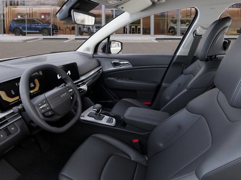 Certified 2026 Kia Sportage EX FWD image 19