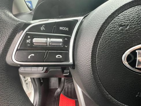 Used 2020 Kia Forte LXS FWD image 28