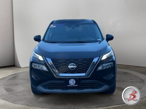Used 2023 Nissan Rogue SV AWD/4WD image 2
