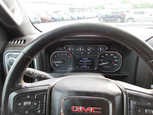 Certified 2022 GMC Sierra 1500 AT4 w/ AT4 Premium Package AWD/4WD image 29