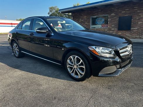 Used 2015 Mercedes-Benz C 300 4MATIC Sedan image 1