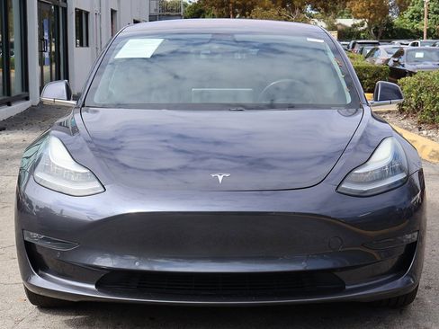 Used 2018 Tesla Model 3 Mid Range image 12