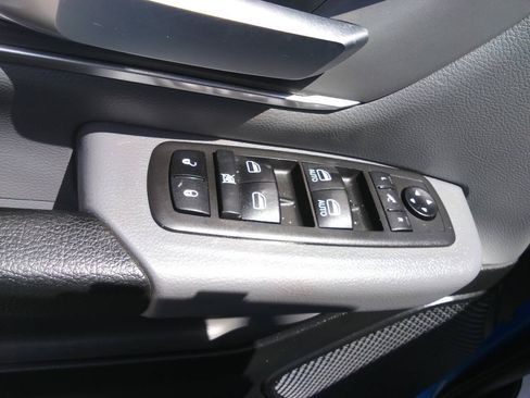 Used 2021 RAM 1500 Big Horn AWD/4WD image 16