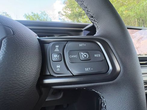 New 2026 Jeep Gladiator Sport AWD/4WD image 32