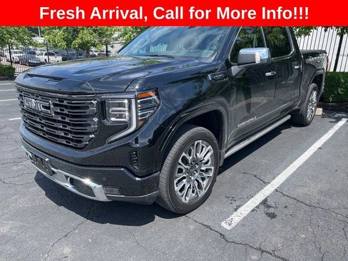 Certified 2025 GMC Sierra 1500 Denali Ultimate AWD/4WD image 3