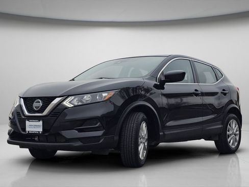 Used 2021 Nissan Rogue Sport S image 4