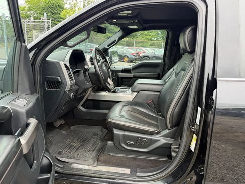 Used 2019 Ford F150 Platinum w/ Equipment Group 701A Luxury AWD/4WD image 26