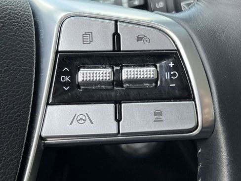 Used 2025 Kia Telluride S image 22