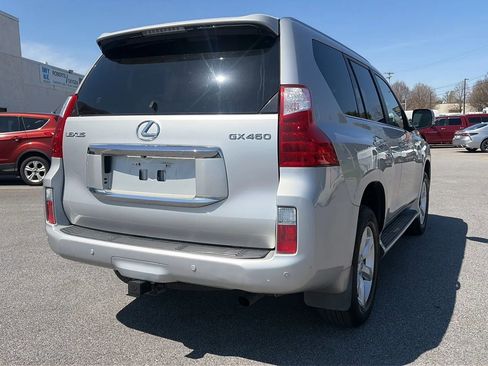 Used 2010 Lexus GX 460 image 9