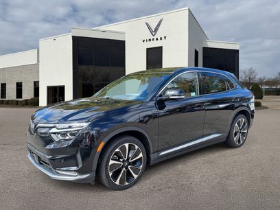 New 2025 VinFast VF 8 Plus