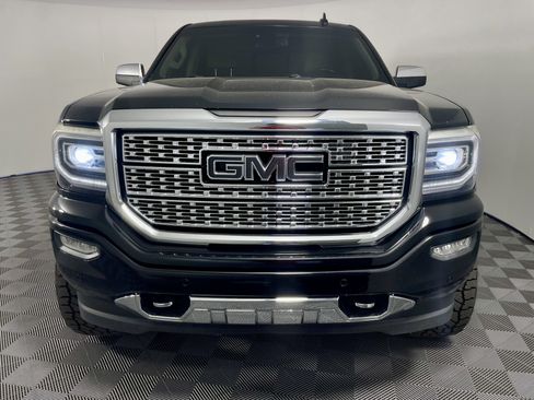 Used 2018 GMC Sierra 1500 Denali w/ Denali Ultimate Package AWD/4WD image 8