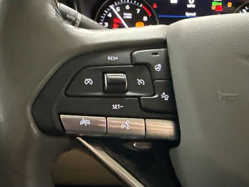 Used 2023 Cadillac XT6 Premium Luxury w/ Technology Package image 11