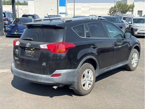 Used 2014 Toyota RAV4 LE w/ Preferred Accessory Package AWD/4WD image 3