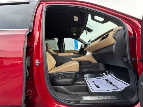 Used 2022 Chevrolet Tahoe Premier image 11