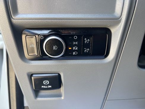 Used 2024 Ford F150 XLT AWD/4WD image 21