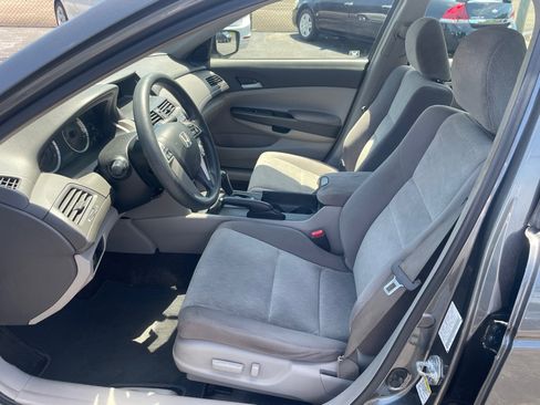 Used 2009 Honda Accord LX-P image 12