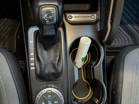 Used 2022 Ford Bronco Outer Banks image 16