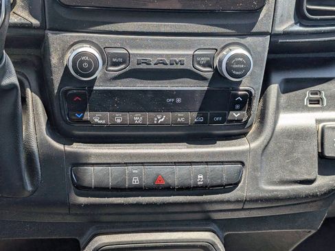 Used 2024 RAM ProMaster 2500 w/ Convenience Group image 23