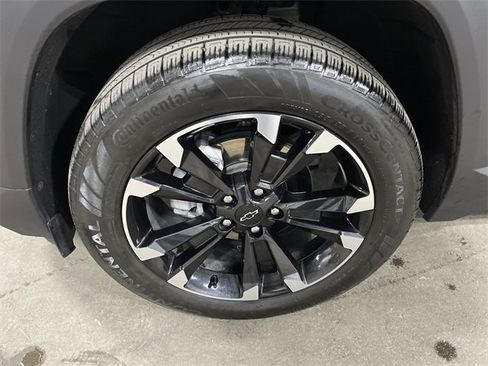 Used 2025 Chevrolet Equinox RS w/ Safety and Technology Package image 23