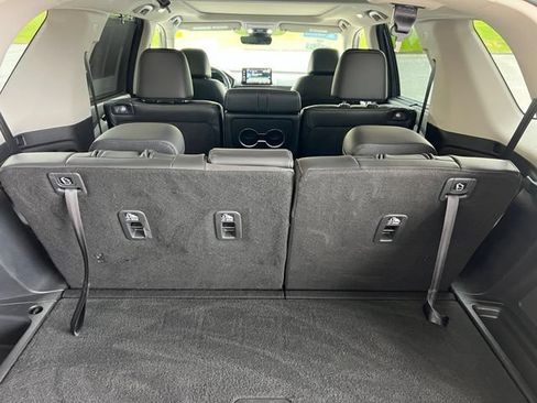 Certified 2023 Honda Pilot Touring image 12