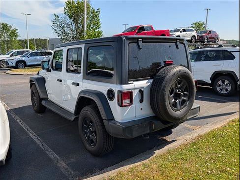 Used 2019 Jeep Wrangler Unlimited Sport AWD/4WD image 5